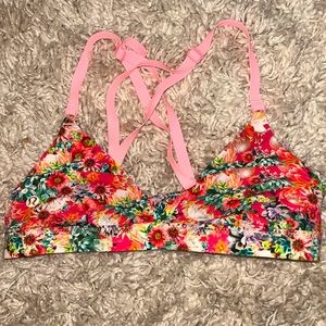 Lululemon floral bikini top <3